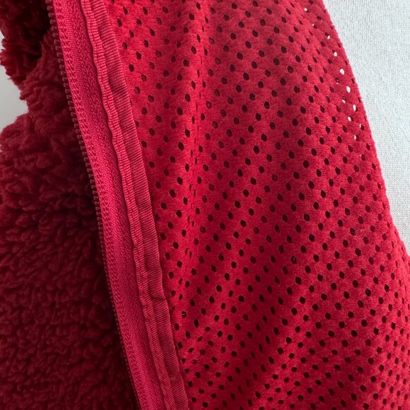 ♥️ Host Pick! ♥️ Aritzia Tna Fleecy Sherpa Swann jacket with hoodie - size M - Picture 5 of 9